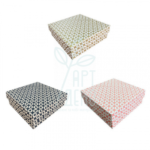 Коробка подарункова, гофрокартон "Серця в колі", 26х26х8,5 см, Україна