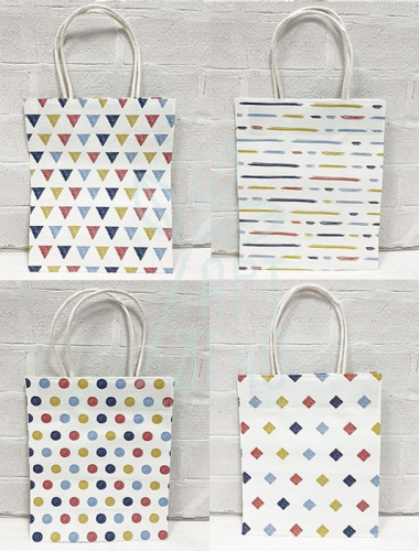 Пакет подарунковий "Геометричні фігури", 18x23x10 см, Україна