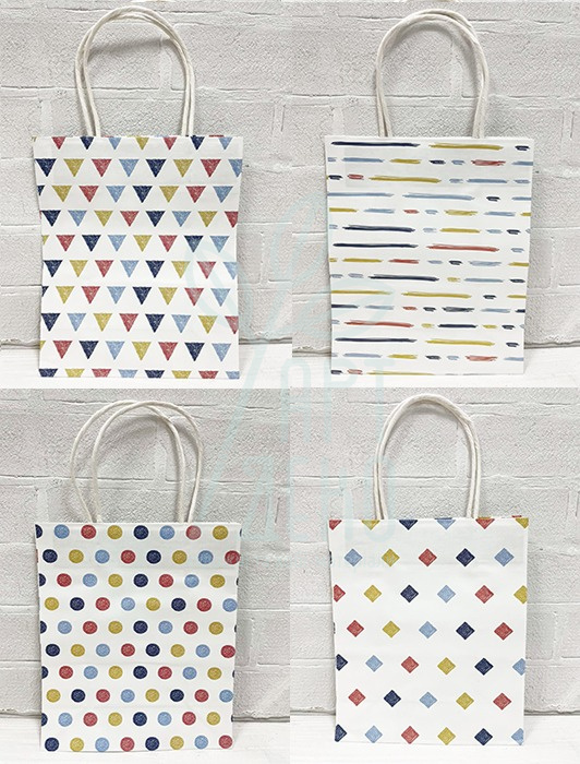 Пакет подарунковий "Геометричні фігури", 18x23x10 см, Україна