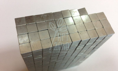 Неодимовий магніт квадратний, 7х7х2 мм, Китай