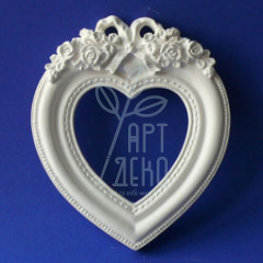 Рамка Сердечко, 13,5х11,5х1,5 см, Україна