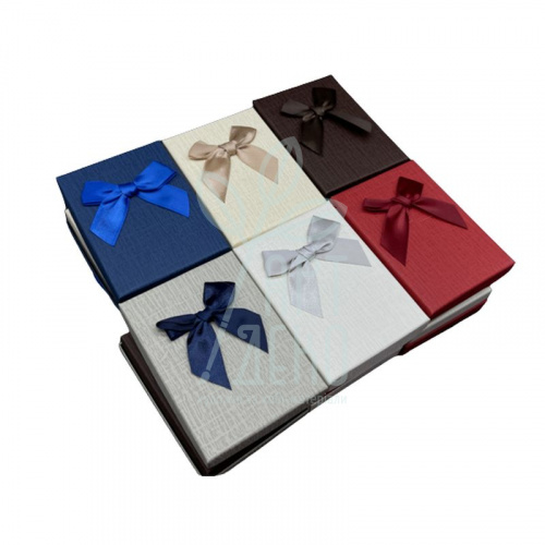 Коробка подарункова з бантом, 12х16х3 см, Україна