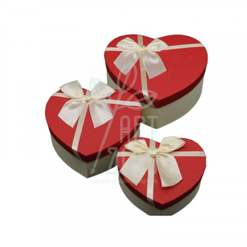 Коробка подарункова з бантом, у вигляді серця, біло-червона, Україна